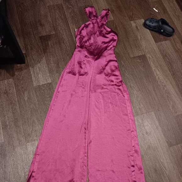 Anthropologie Elliatt Madelynn Jumpsuit color berry sz s - Picture 3 of 11